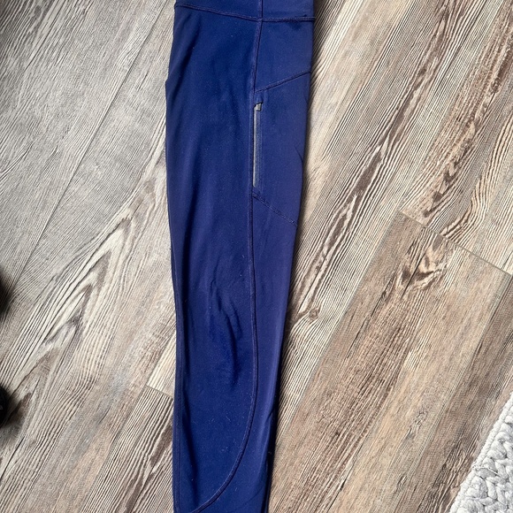 Athleta Rainier tights/leggings, medium tall, navy - Picture 5 of 6